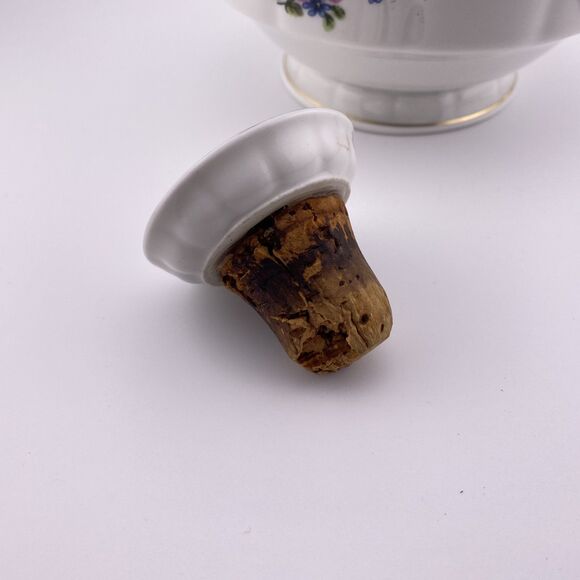 Vtg Haviland Limoges France Porcelain Chantilly 8.5 inches tall Bottle Decanter - Picture 9 of 9